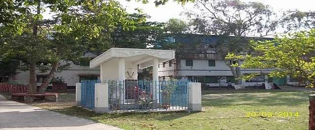 Fakir_Chand_College